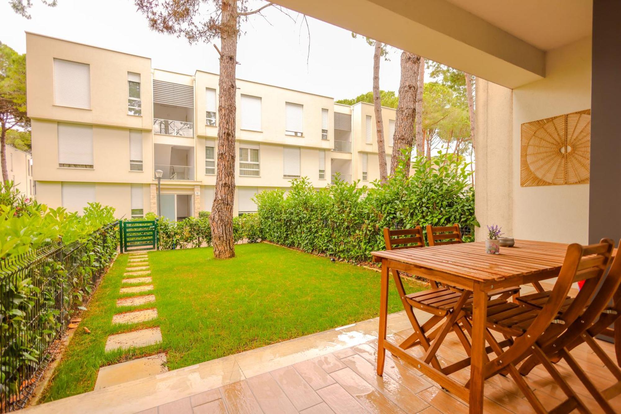 Sanpietro Vacation Apartments Драч Екстериор снимка